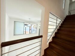 Sixth Avenue (D10), Terrace #524114291